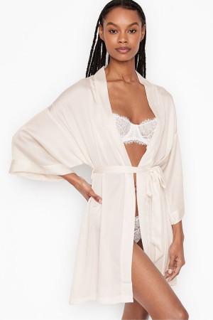 Victoria's Secret Bridal Satin Bride Embellished Robe Wit | 29346-CMVT