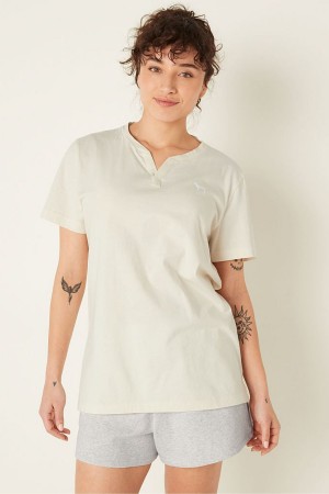 Victoria's Secret V Neck Kort Sleeve T-Shirt Wit | 06173-UNXM